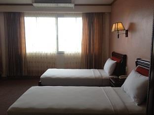 Winstar Hotel Hat Yai Bagian luar foto